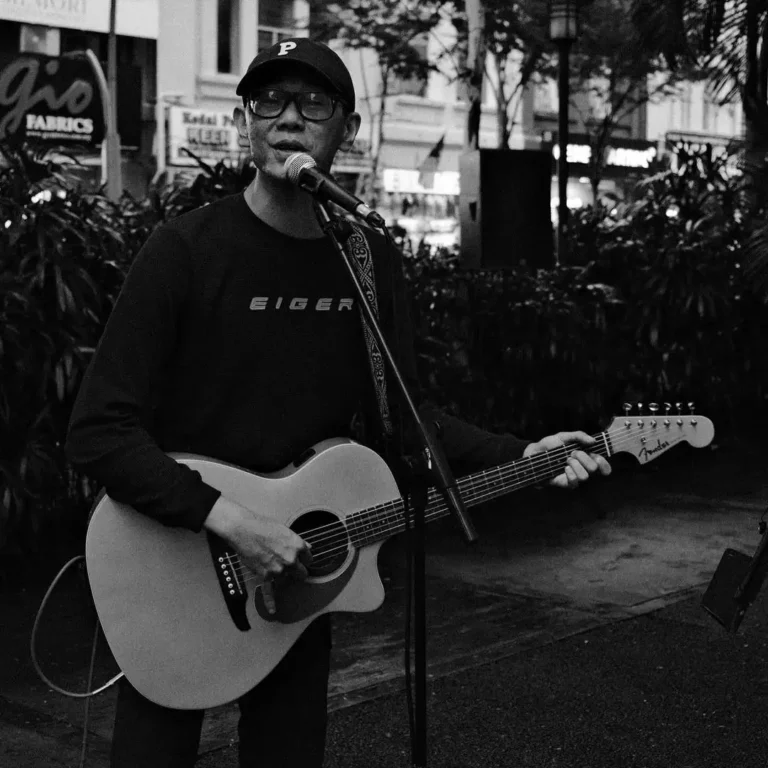 Figur Panji Sakti saat sedang tampil. Foto: hariharigelap di Instagram Panji Sakti